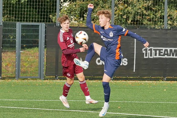 Die U16-Junglöwen hielten über weite Strecken des Spiels gut mit. Foto: F. Peters