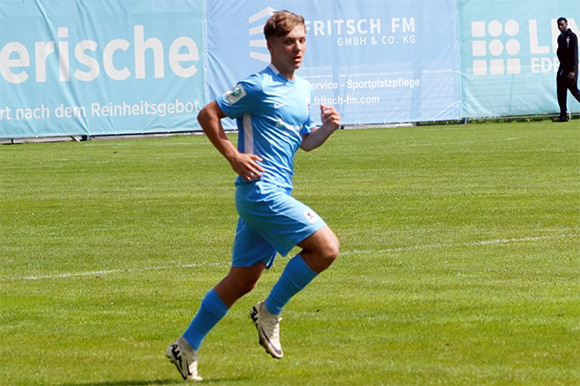 Fabian Schmid hat mit einem Dreierpack beim Testspiel in Fürth seine Startelf-Chance genutzt. Foto: Michael Bannert 