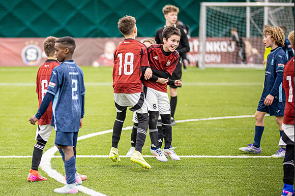 Nur gegen den Gastgeber Sparte Prag mussten sich die Junglöwen nach hartem Kampf mit 1:2 geschlagen geben. Foto: Facebook