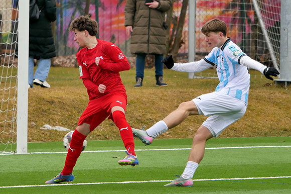 Der Treffer von Julius Peters direkt nach der Pause war der Brustlöser für die Junglöwen. Foto: Frank Peters