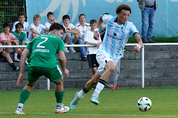 Samuel Althaus könnte wie im Hinspiel das Mittelfeld der U21 gegen den FC Gundelfingen verstärken. Foto: Joachim Mentel