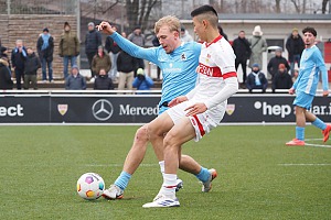 Innenverteidiger Finn Fodor sicherte mit seinem Treffer zum 2:2 den Junglöwen einen Punkt beim VfB. Foto: Markus Burger