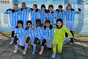 Die U10 freut sich über die Herbstmeisterschaft und bereitet sich jetzt auf die Hallensaison vor. Foto: Privat