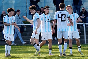 Gerne würde die Löwen-U21 im letzten Saisonspiel gegen Ismaning den 21. Saisonsieg bejubeln, der gleichbedeutend mit der Meisterschaft wäre. Foto: Joachim Mentel