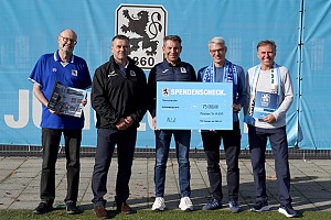 Scheckübergabe ans NLZ (v. li.): Claus Melchior, Manfred Paula, Gernot Mang, Bernd Oswald