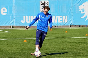 Für den zuletzt verletzten Justin Thönig (re.) steht am Ostersonntag nochmals ein Belastungstest an. Foto: Joachim Mentel