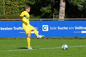 Für Löwen-Keeper Erion Avdija war nach einer halben Stunde Feierabend. Foto: Joachim Mentel