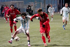 Cristian Leone sorgte mit dem 2:0 in der 74. Minute, dass die kleinen Löwen beruhigt in die Schlussphase gehen konnten.  Foto: Joachim Mentel