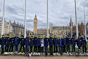 Die U12 vor Big Ben und dem Houses of Parliament in London Foto: Privat